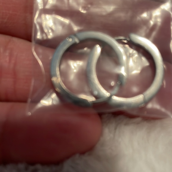 Set of 6 large multicoloured hoop earrings from Morotole NIB - Picture 4 of 9